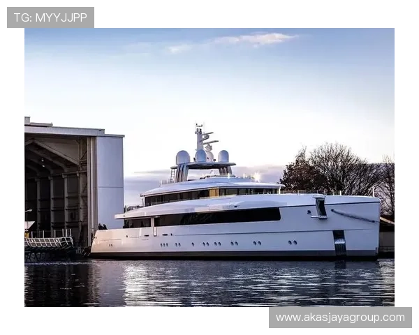 游艇会的奢华生活体验与高端社交圈全面解析